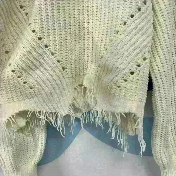 No Boundaries Girls Cream Sweater Size Large 11-13 - Picture 2 of 6